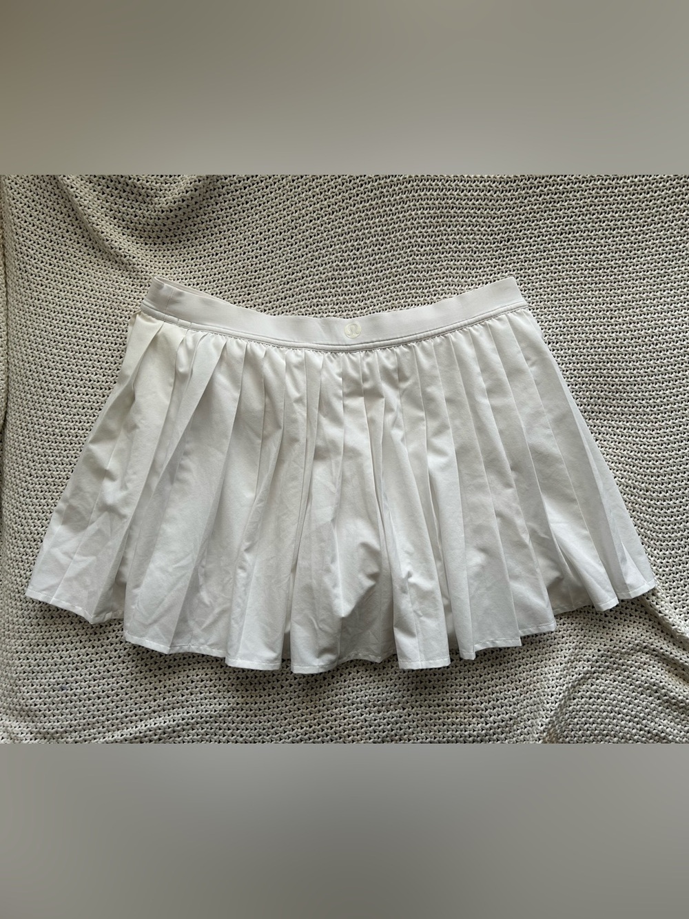 lululemon hr pleated tennis skirt